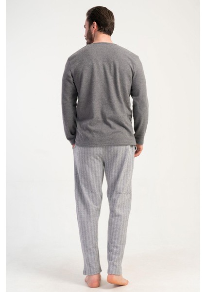 Erkek Füme Renk Uzun Kollu Bisiklet Yaka Jakarlı Pijama Takımı C1T0N0105 fırsatları