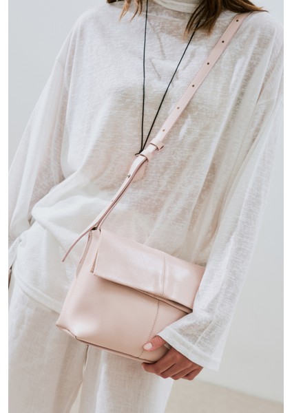 Kapaklı Deri Çanta Pembe modelleri