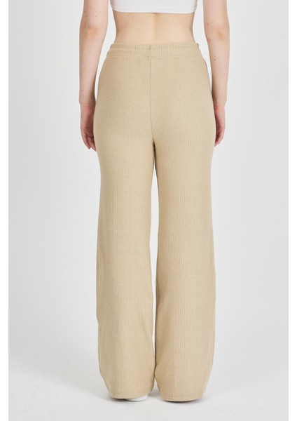 Kadın Bej Yüksek Bel Bol Paça Kaşkorse Fitilli Cepli Pantolon Eşofman Altı