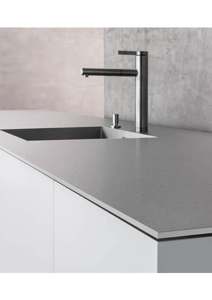 Asansör Temizleyici Paslanmaz Çelik ve Krom Parlatıcı 500 ml + Mikrofiber Bez Stainless Steel &amp; Chrome Cleaner And Polish fırsatları