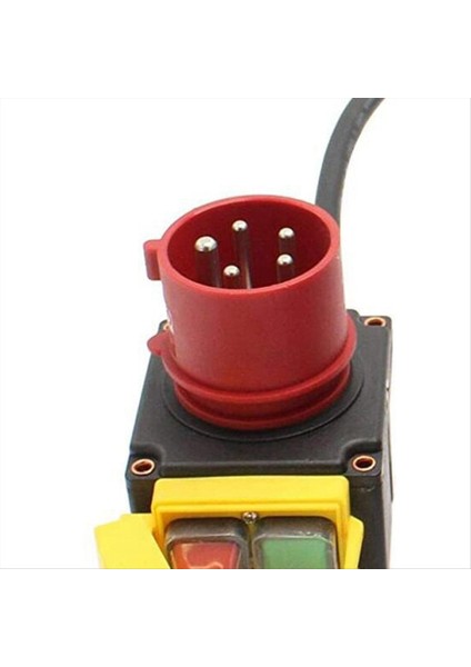 Koa7 Cihaz Anahtarı Makine Anahtarı 380/400V 3 Aşamaları Kombine Acil Durum Durdurma Flep Dahil Olmak Üzere Kablo ve Faz Invertörlü (Yurt Dışından) modelleri