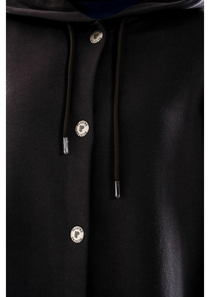 2274_KADIN Antrasit Gri Kapüşonlu Çıtçıtlı 3 Iplik Uzun Kap – Oversize Cepli Mevsimlik Tesettür Dış Giyim