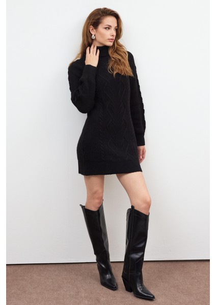 Siyah Balıkçı Yaka Triko Elbise