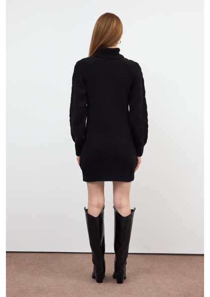 Siyah Balıkçı Yaka Triko Elbise