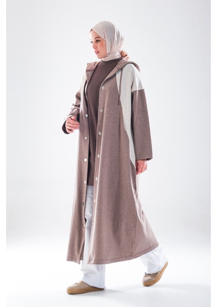 2275_KADIN Spor Oversize Kapüşonlu Çıtçıtlı 3 Iplik Uzun Kap – Mevsimlik Tesettür Pardesü modelleri