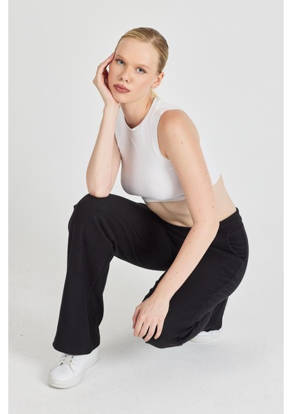 Kadın Siyah Yüksek Bel Bol Paça Kaşkorse Fitilli Cepli Pantolon Eşofman Altı