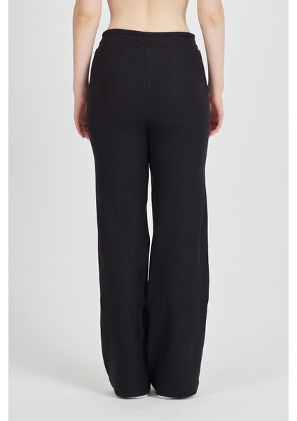 Kadın Siyah Yüksek Bel Bol Paça Kaşkorse Fitilli Cepli Pantolon Eşofman Altı