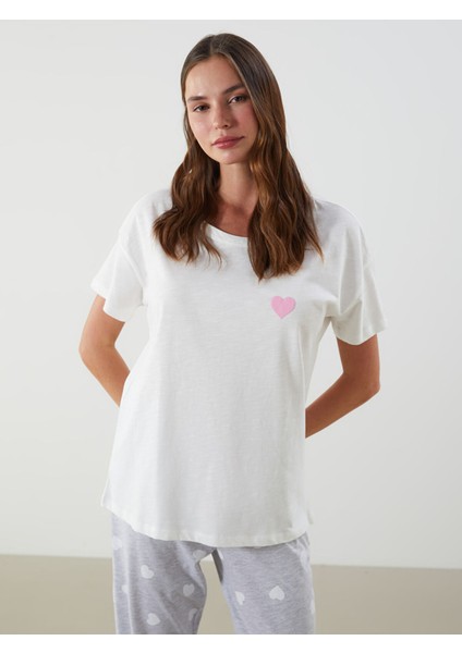 Yeni Sezon Bisiklet Yaka Kalp Baskılı Kadın Pijama Takımı modelleri