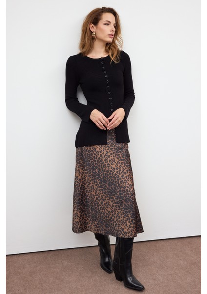 Siyah Önü Düğmeli Triko Bluz fırsatları