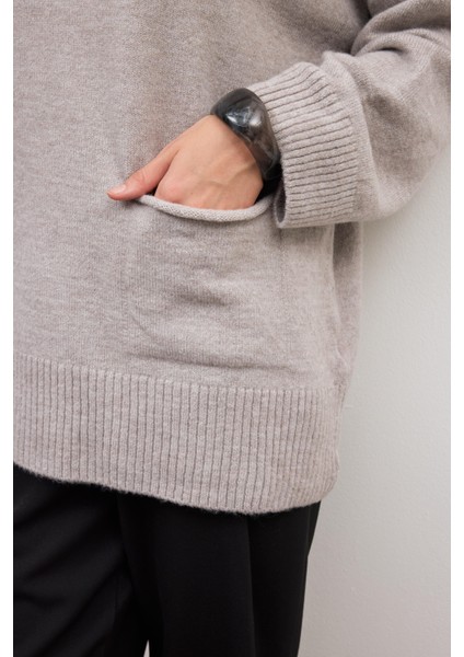 Vizon Cep Detaylı Oversize Triko Kazak fırsatları