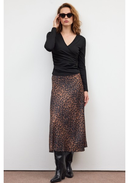 Siyah Beli Büzgü Detaylı Bluz modelleri