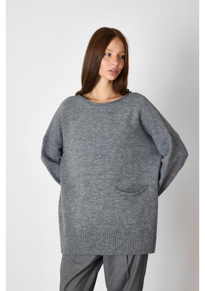 Gri Cep Detaylı Oversize Triko Kazak fiyatları