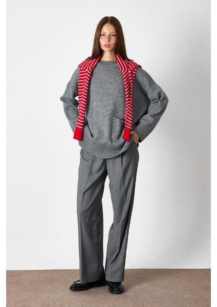 Gri Cep Detaylı Oversize Triko Kazak modelleri