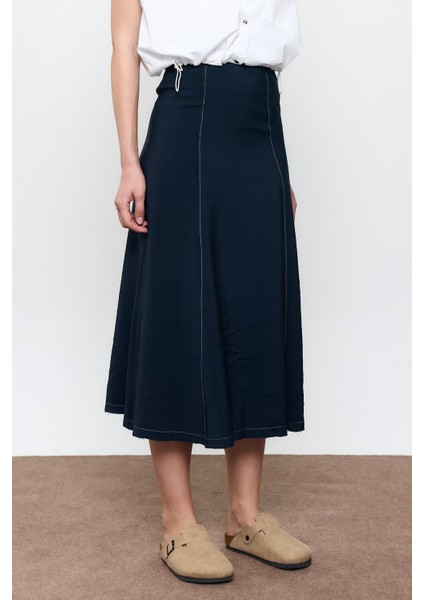 Lacivert Dikiş Detaylı Midi Etek fiyatları