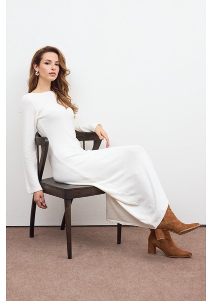 Ekru Dokulu Triko Elbise