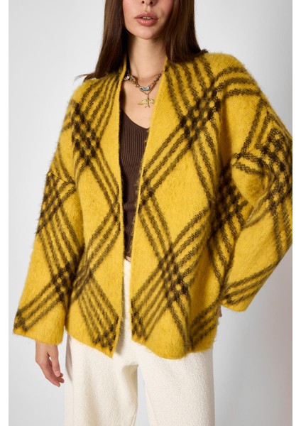 Hardal Ekoseli Oversize Triko Hırka fiyatları