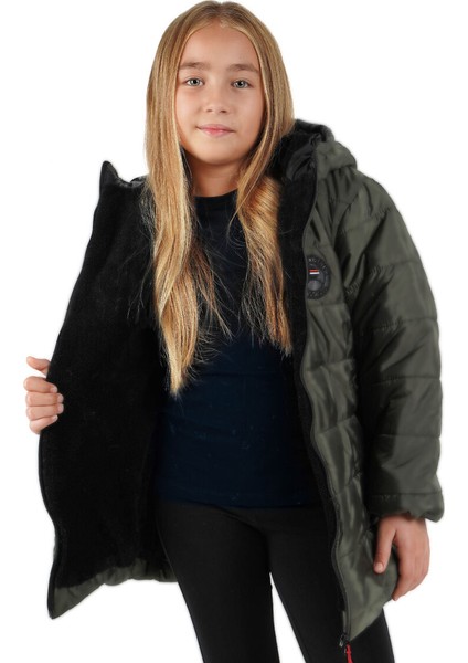 İçi Kürklü Su ve Rüzgar Geçirmez Kapüşonlu Kız Çocuk Mont