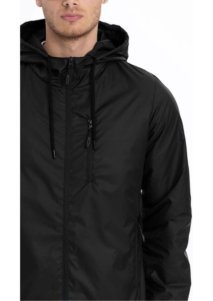 İçi Astarlı Su ve Rüzgar Geçirmez Erkek Cepli Yağmurluk
