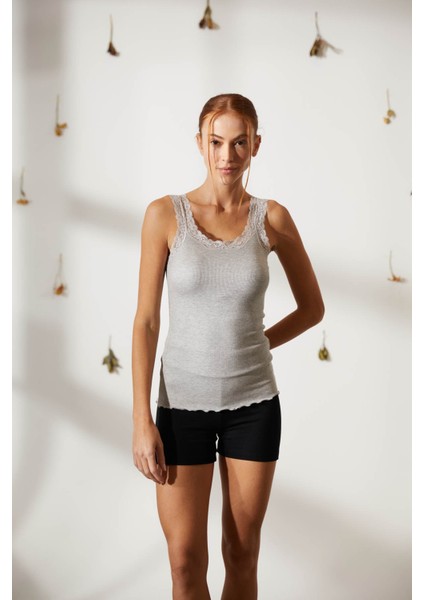 Kadın Dantel Detaylı Atlet modelleri