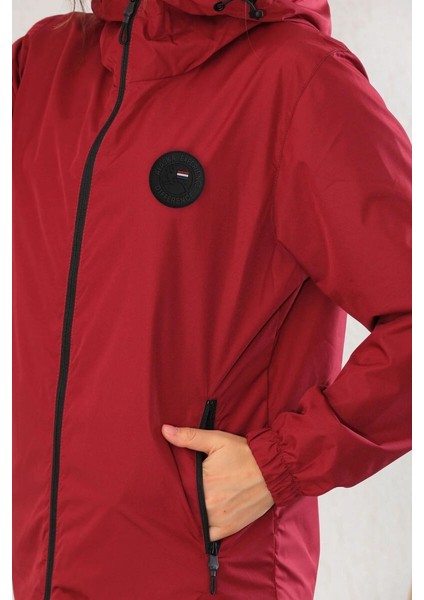 İçi Astarlı Su ve Rüzgar Geçirmez Cepli Kadın Yağmurluk