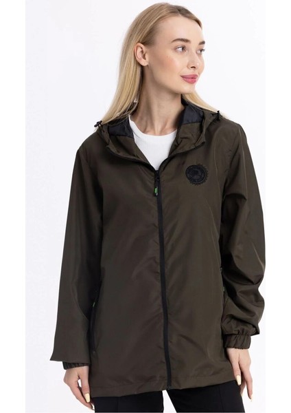 İçi Astarlı Su ve Rüzgar Geçirmez Cepli Kadın Yağmurluk