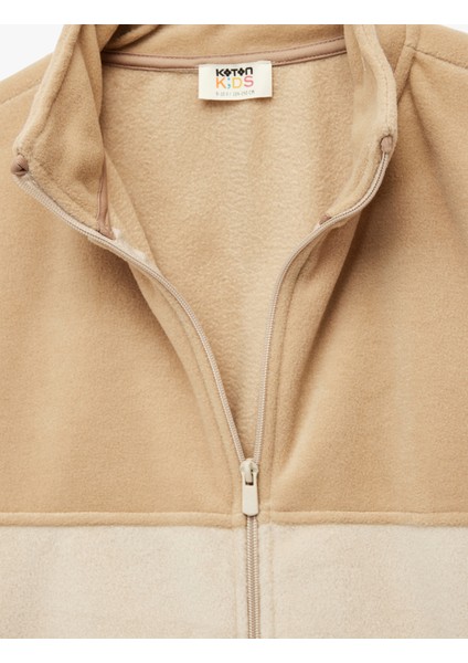 Dik Yaka Uzun Kollu Fermuarlı Polar Sweatshirt modelleri