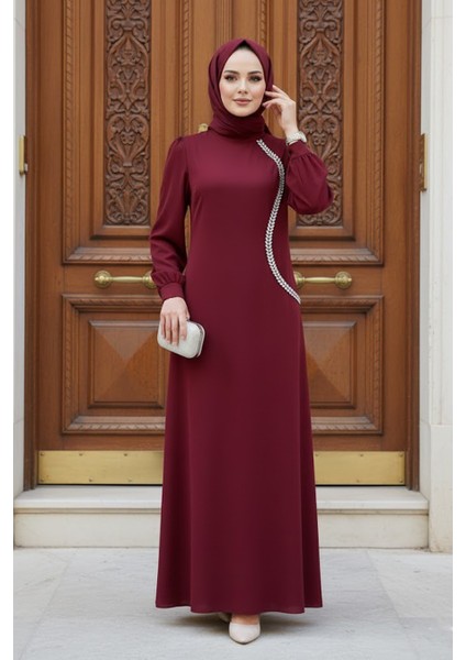 - Boncuk Detaylı Bordo Tesettür Saten Abiye Elbise 62281BR