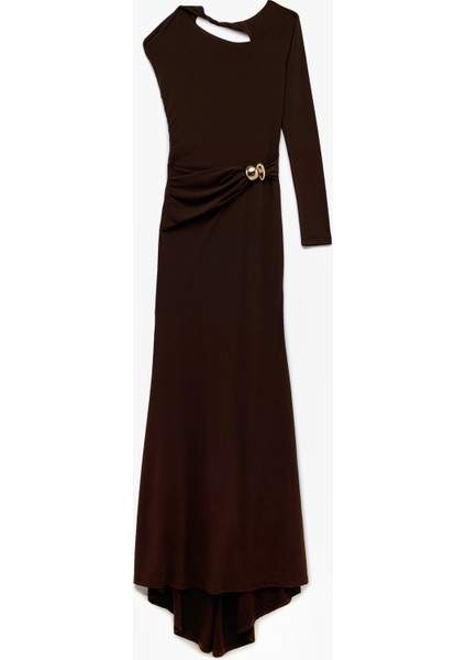 Uzun Kollu Metal Aksesuarlı Sırtı Pencere Detaylı Uzun Tek Omuz Elbise