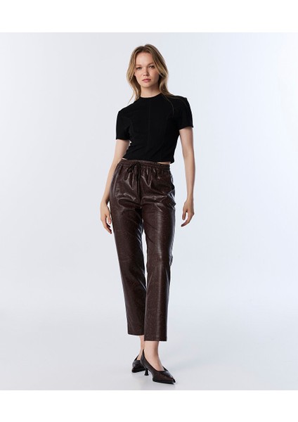DERİ GÖRÜNÜMLÜ ELASTİK BEL PANTOLON TW6250003209074