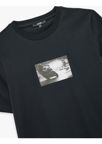 Regular Fit Kısa Kollu Pamuklu Bisiklet Yaka Baskılı Tişört modelleri