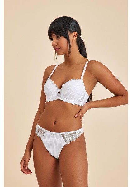 Paris Ekru Dantelli String Külot