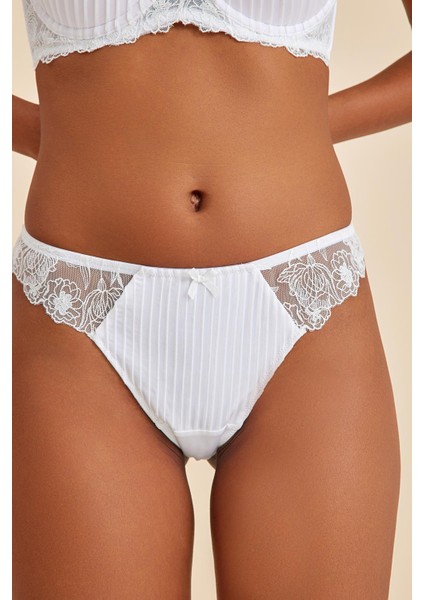 Paris Ekru Dantelli String Külot