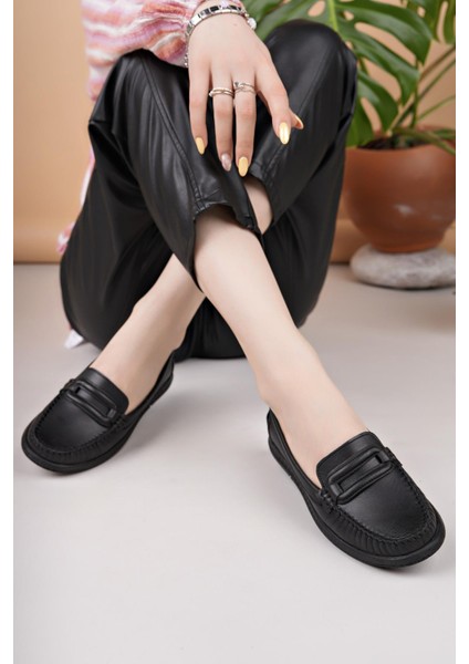 Eliz 24105 Siyah Hakiki Soft Deri Rok Günlük Kadın Ayakkabı