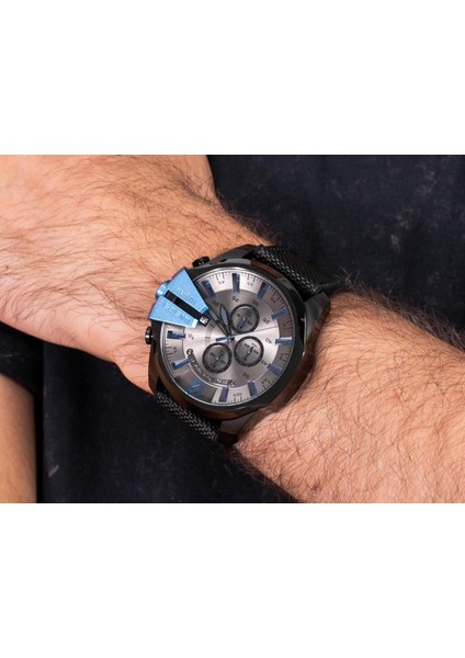 DZ4500 Erkek Kol Saati modelleri