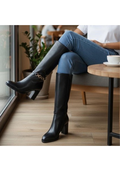 Siyah Hakiki Deri Gold Aksesuarlı Içten Fermuarlı Kadın Kalın Topuklu Günlük Şık Çizme