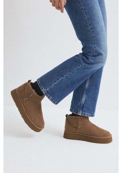 Bot 2519 - İçi Kürklü Kalın Tabanlı Vizon Süet Kadın Bot