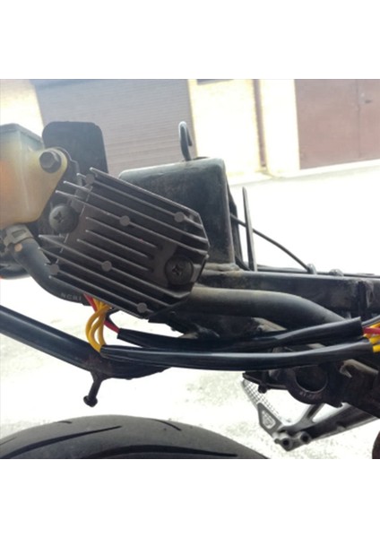 Suzuki DR250 DR350 SV65 LS650 Savage Dr 250 350 Sv Ls 650 Aksesuar Için 3x Regülatör Doğrultucu Voltajı (Yurt Dışından) indirimleri