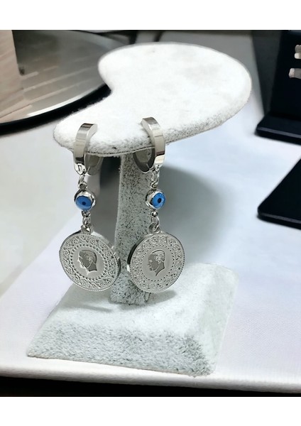 Kadın Ata Model Gümüş Renk Çelik Küpe fırsatları