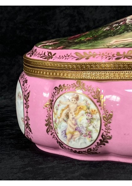 SEVRES Antika Porselen Sandık fırsatları