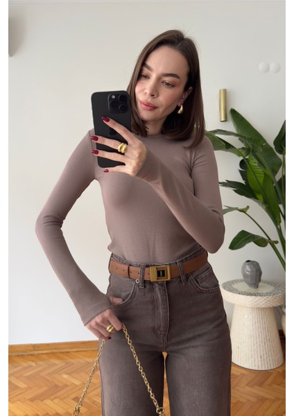 Parmak Geçmeli Uzun Kollu Body- Vizon