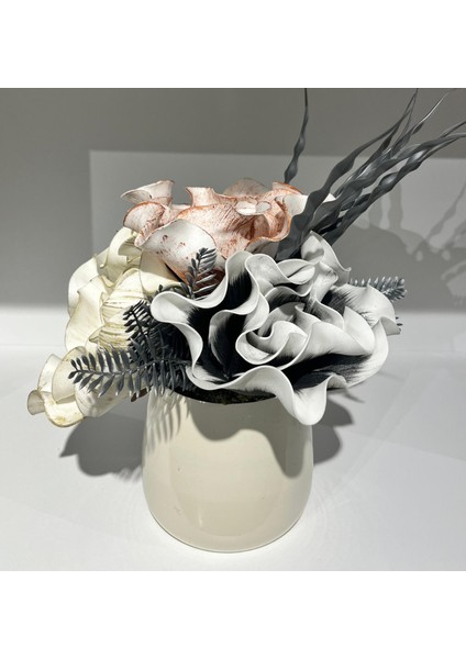 Küçük Beyaz Cezve Saksı Aranjman Çiçek