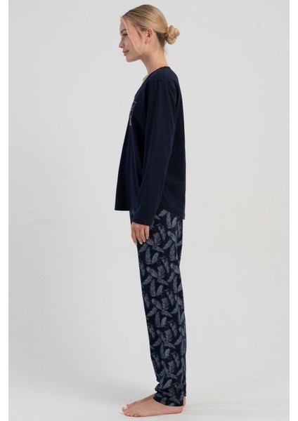 Kadın Büyük Beden Lacivert Uzun Kollu V Yaka Desenli Pijama Takımı C1T7N1305 modelleri
