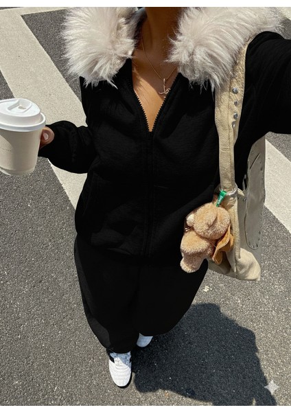 Kadın Siyah Fermuarlı Kapüşonlu Sweatshirt Eşfoman Takımı – Kürklü Kapüşon, Cepli, Rahat Kalıp modelleri