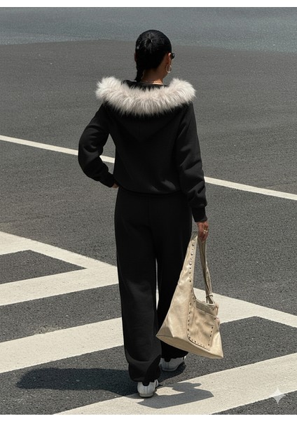 Kadın Siyah Fermuarlı Kapüşonlu Sweatshirt Eşfoman Takımı – Kürklü Kapüşon, Cepli, Rahat Kalıp