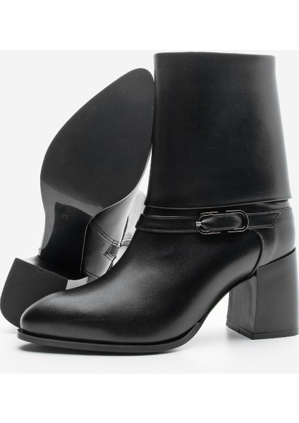 Potinonline K946 Kadın Sivri Burun Kemer Detaylı Kalın Topuklu Bot fırsatları