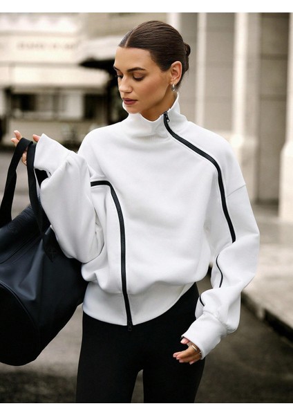 Beyaz Kadın Yüksek Yaka Komple Fermuarlı Sweatshirt – Spor ve Günlük Şık Oversize Model fiyatları