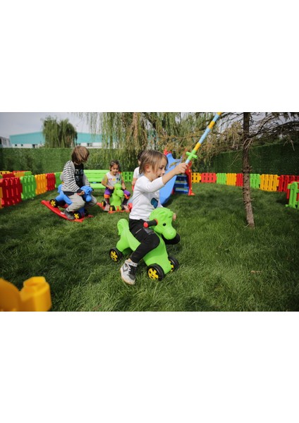 Tekerlekli Truva At fiyatları