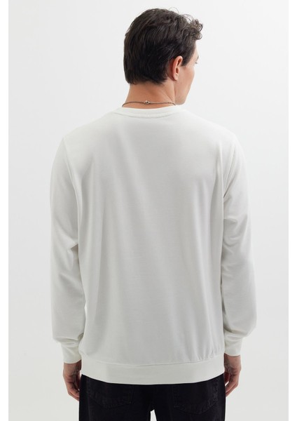 Erkek Relax Fit Rahat Kesim %100 Pamuk 2 Iplik Bisiklet Yaka Beyaz Sweatshirt