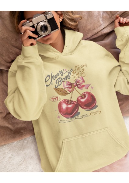 Cherry Bomb Grafik Kapüşonlu Sweatshirt | Retro Stil Unisex Sweatshirt, Kadınlar Için Hediye, Yaz Modası, Günlük Giyim