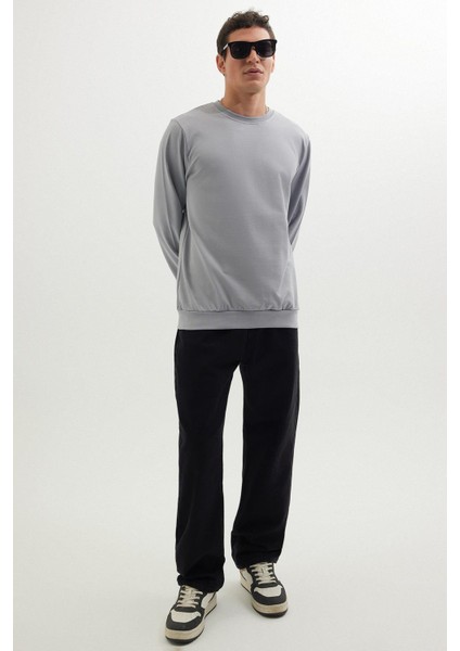 Erkek Relax Fit Rahat Kesim %100 Pamuk 2 Iplik Bisiklet Yaka Açık Gri Sweatshirt fırsatları
